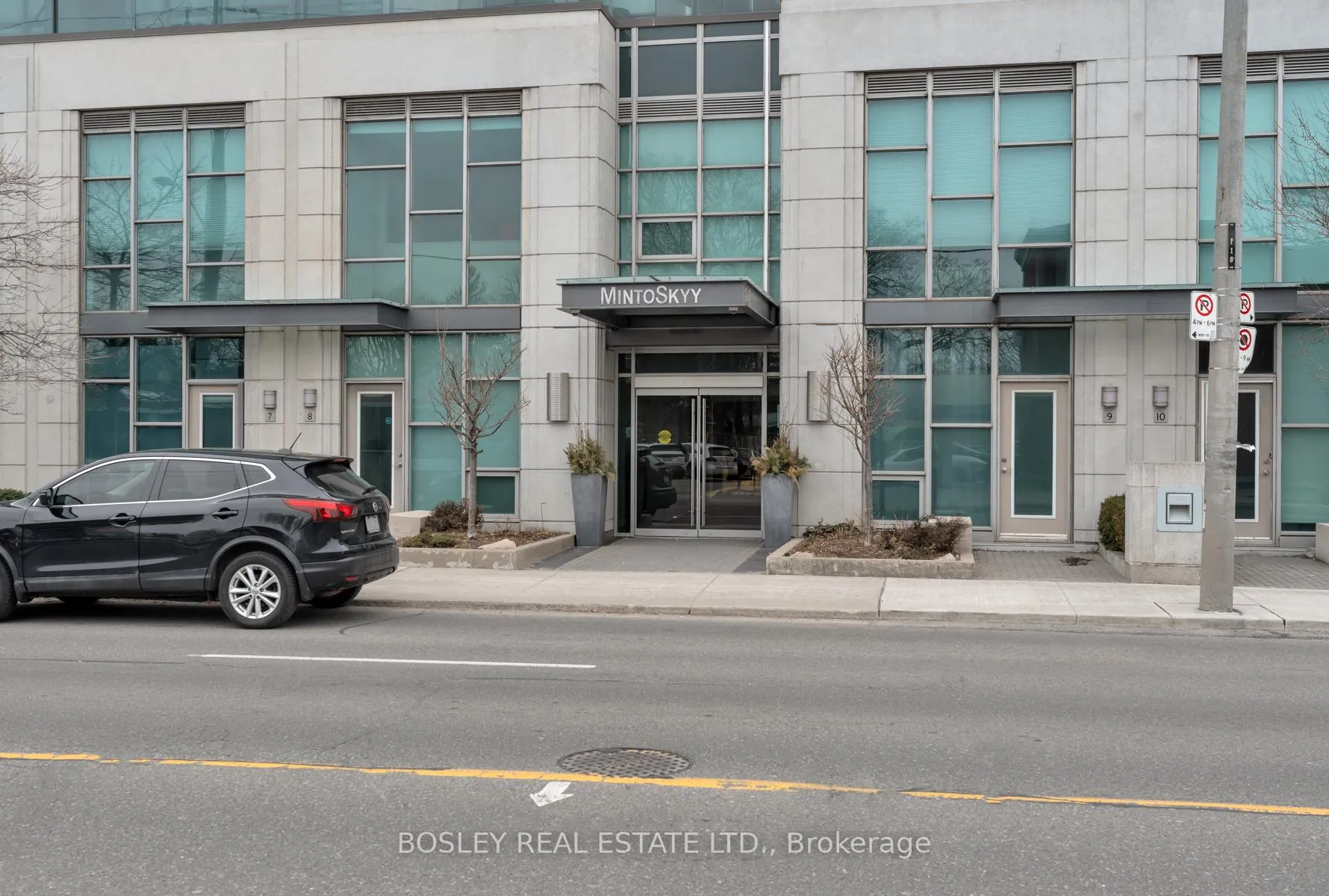 Photo 2 of Unit 1807, 1048 Broadview Avenue, Toronto, Broadview North — HOMEH