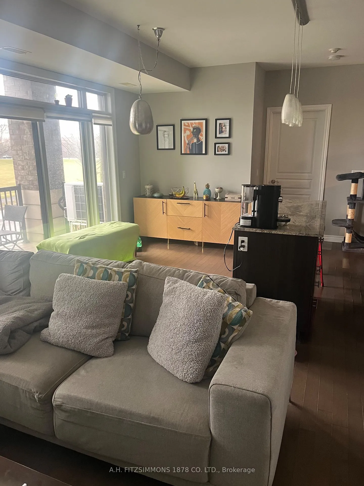 Photo 5 of Unit 7, 755 Beauparc Pvt, Ottawa, Cyrville — HOMEH