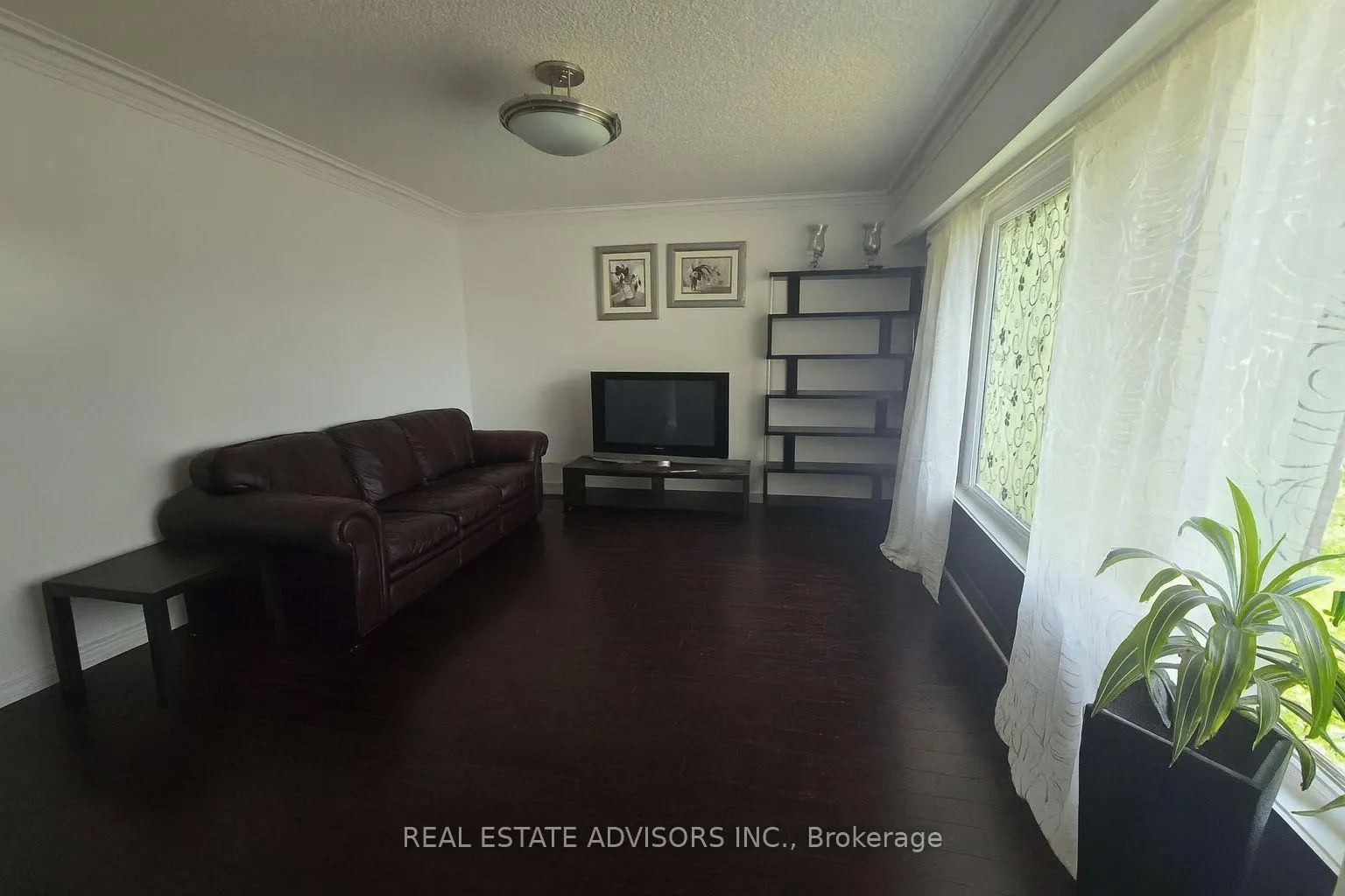 Photo 3 of 65 Moncrieff Drive, Etobicoke, Rexdale-Kipling — HOMEH