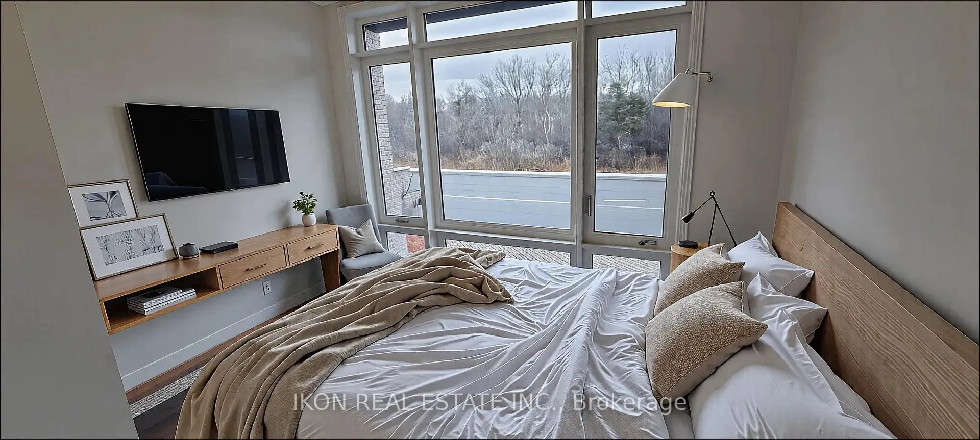 Photo 5 of 430 Salem Road S, Ajax, South East — HOMEH