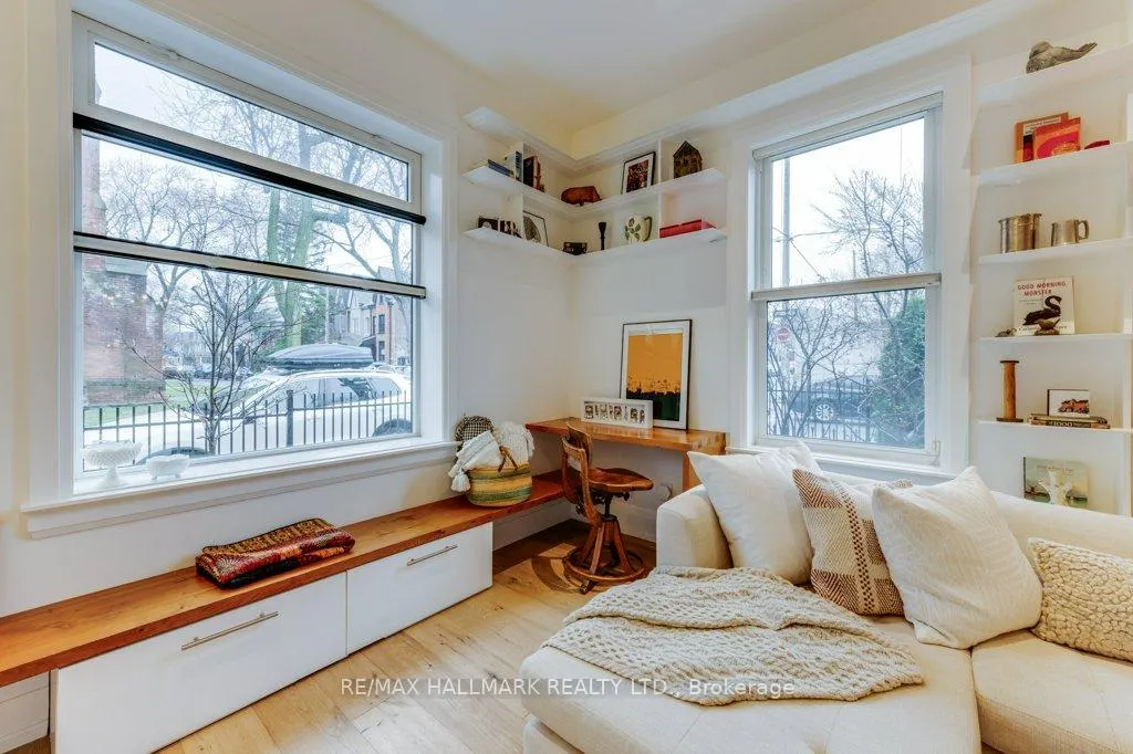 Photo 4 of 235 Boulton Avenue, Toronto, South Riverdale — HOMEH