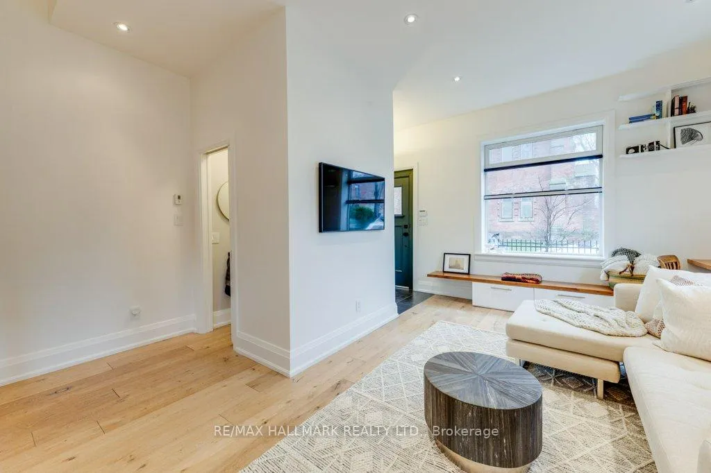 Photo 17 of 235 Boulton Avenue, Toronto, South Riverdale — HOMEH
