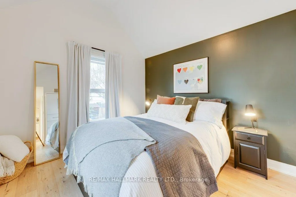 Photo 23 of 235 Boulton Avenue, Toronto, South Riverdale — HOMEH