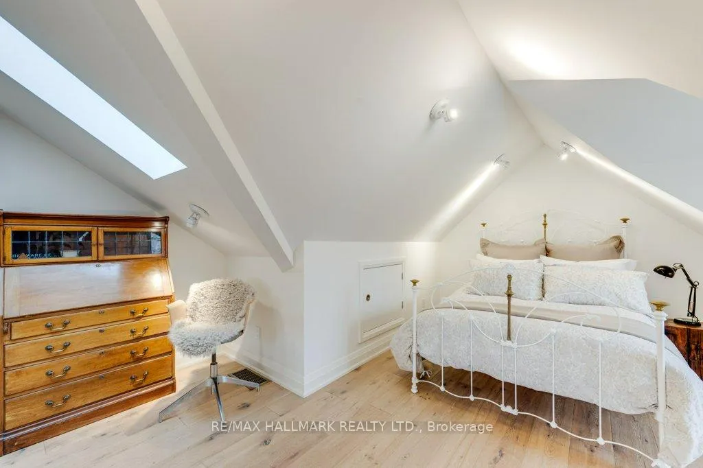 Photo 40 of 235 Boulton Avenue, Toronto, South Riverdale — HOMEH