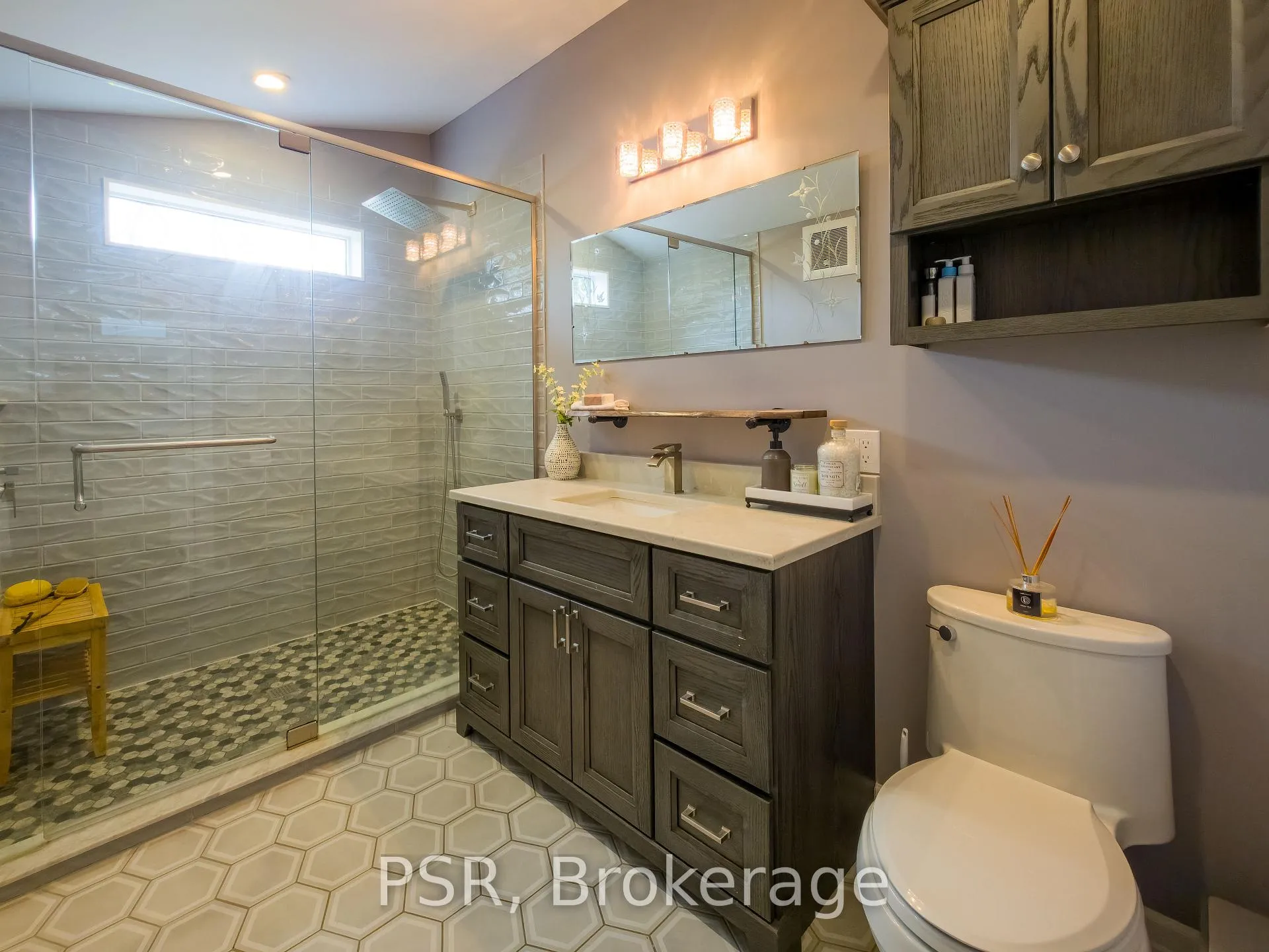 Photo 10 of 68 Fairmount Road, Kitchener — HOMEH