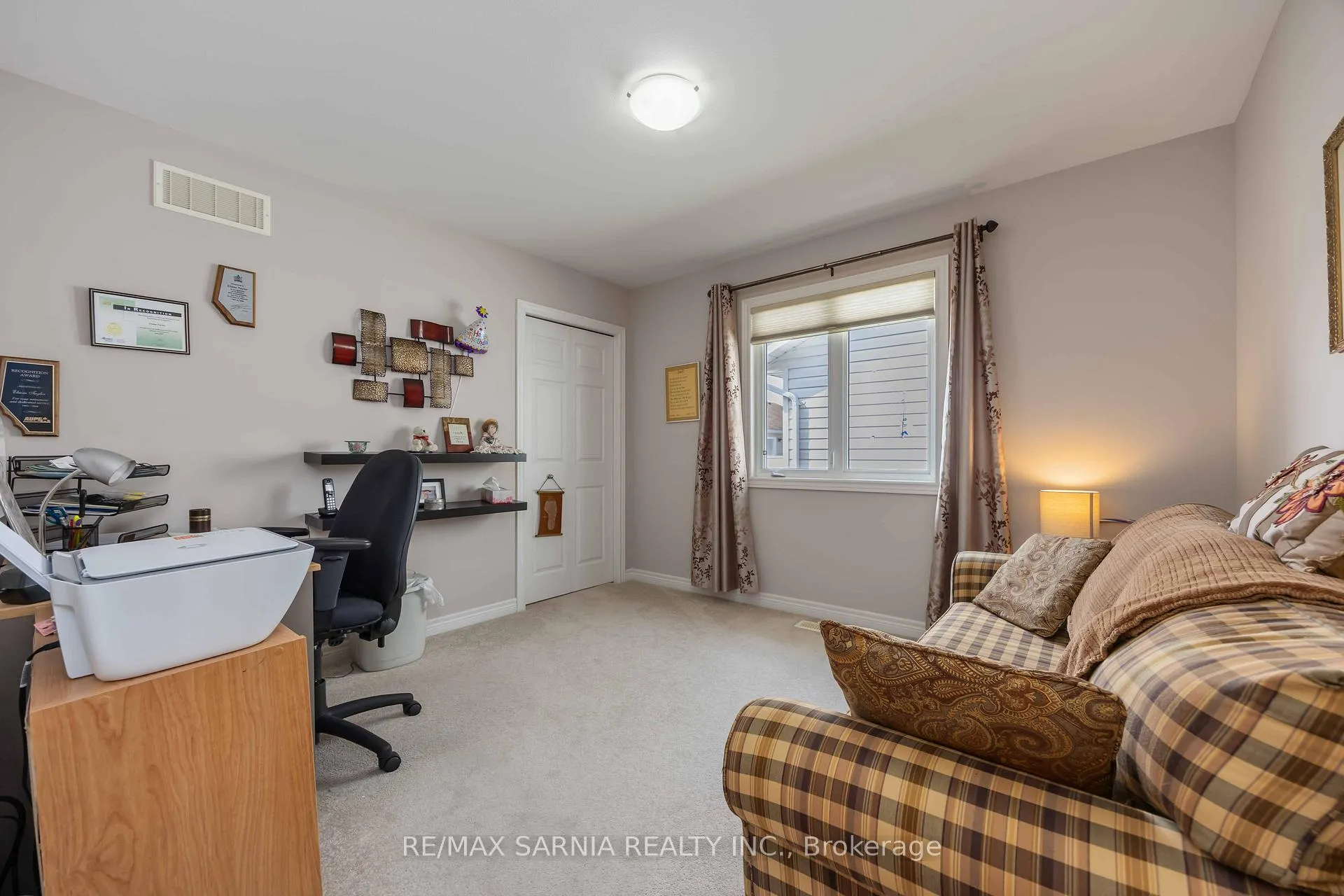 Photo 16 of Unit 143, 5700 Blackwell Side Road, Sarnia — HOMEH