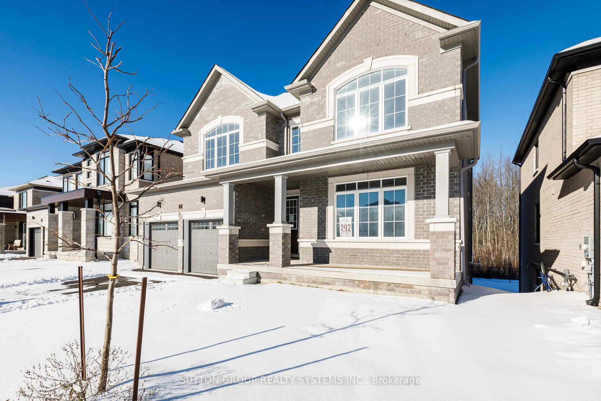 Photo 2 of 27 Del Ray Crescent, Wasaga Beach — HOMEH
