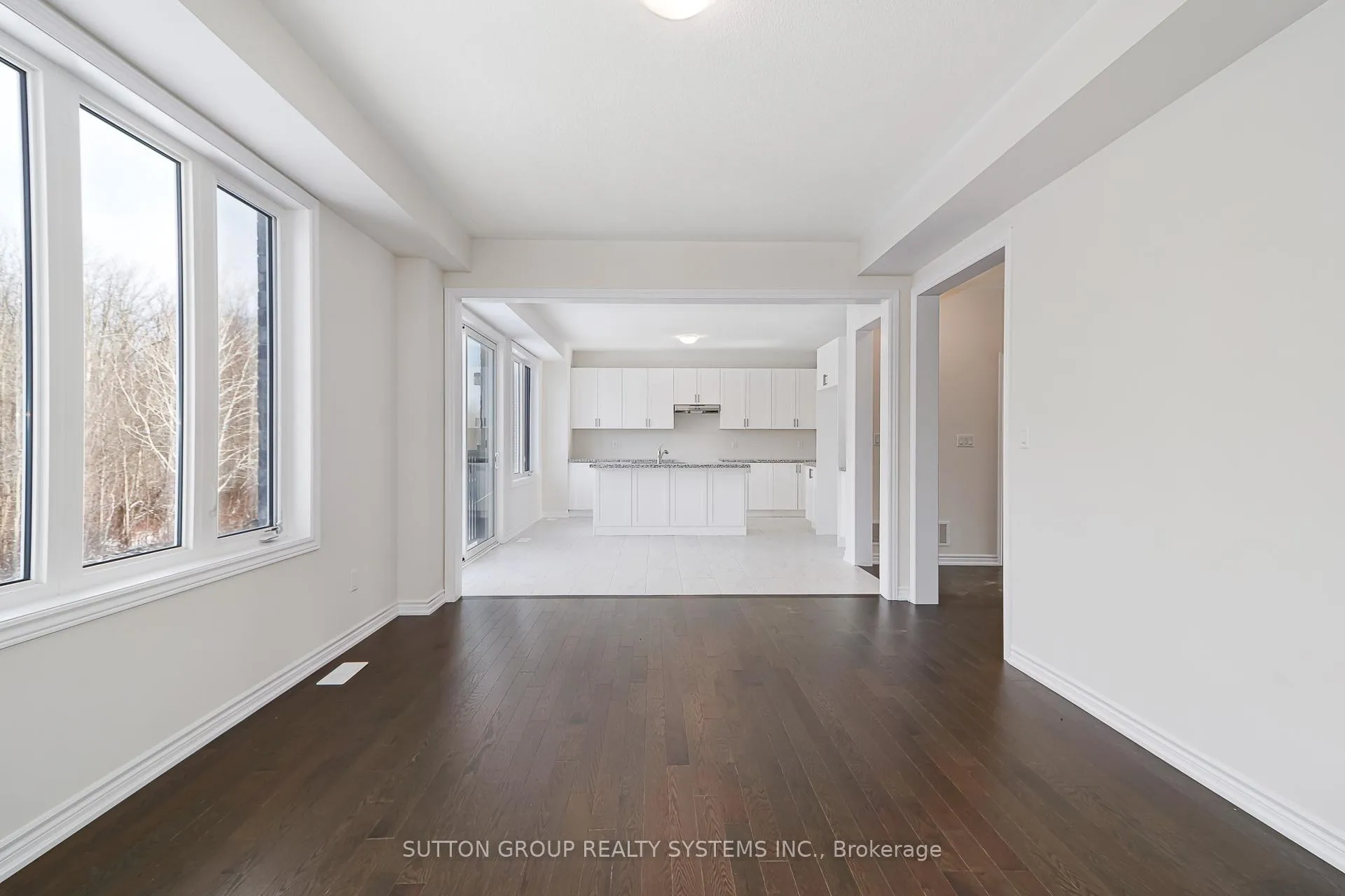 Photo 14 of 27 Del Ray Crescent, Wasaga Beach — HOMEH