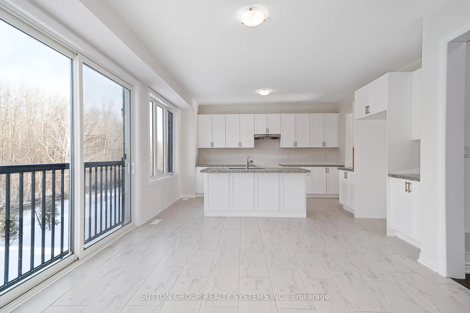 Photo 16 of 27 Del Ray Crescent, Wasaga Beach — HOMEH