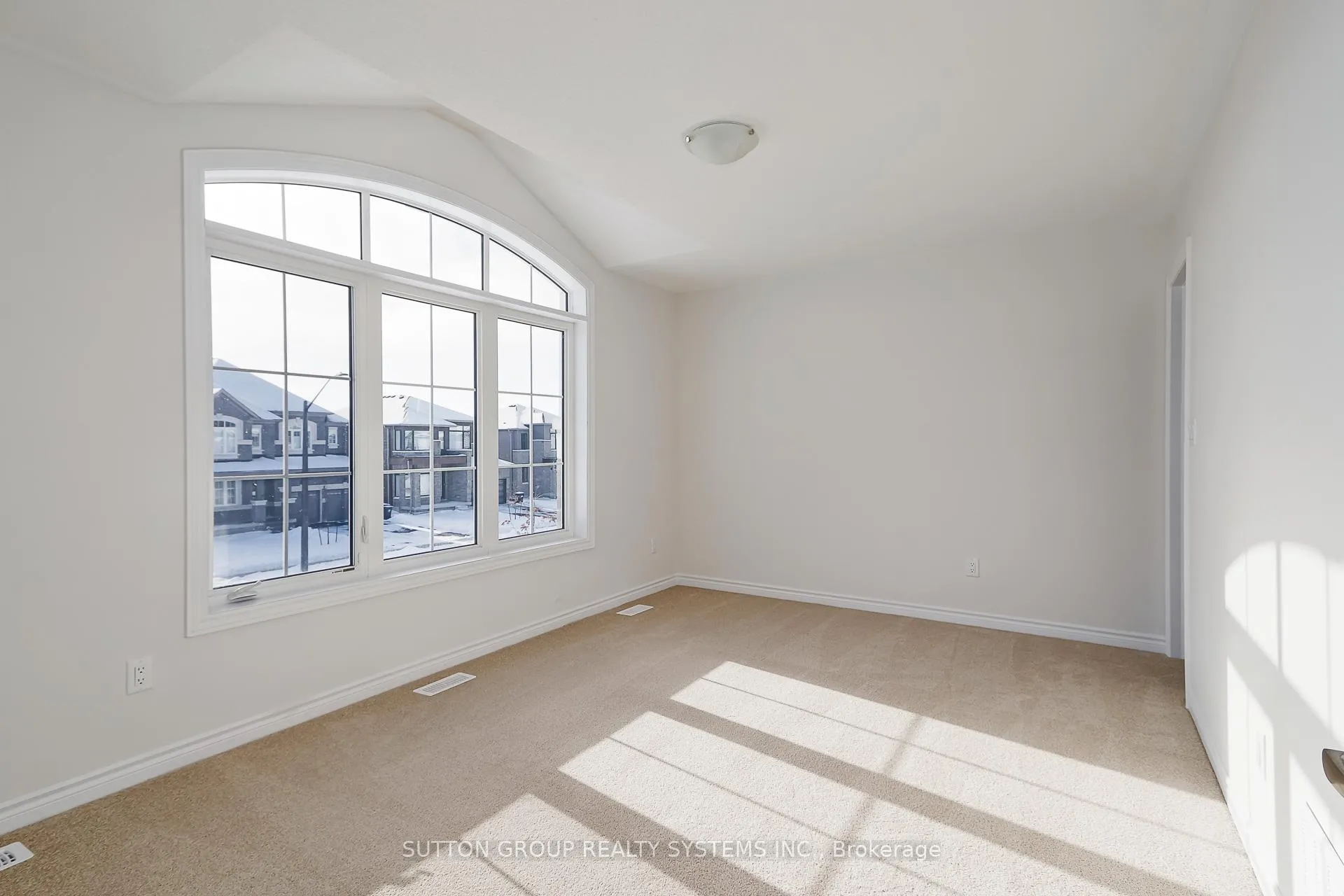 Photo 22 of 27 Del Ray Crescent, Wasaga Beach — HOMEH