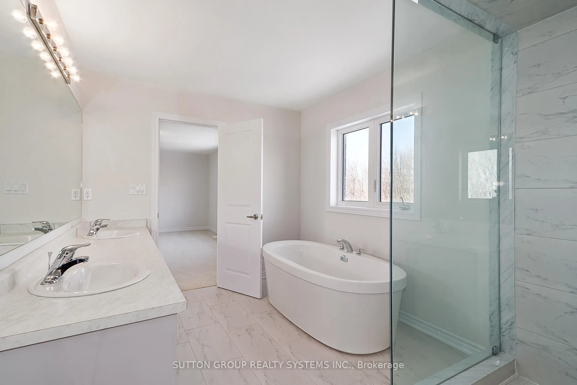 Photo 34 of 27 Del Ray Crescent, Wasaga Beach — HOMEH