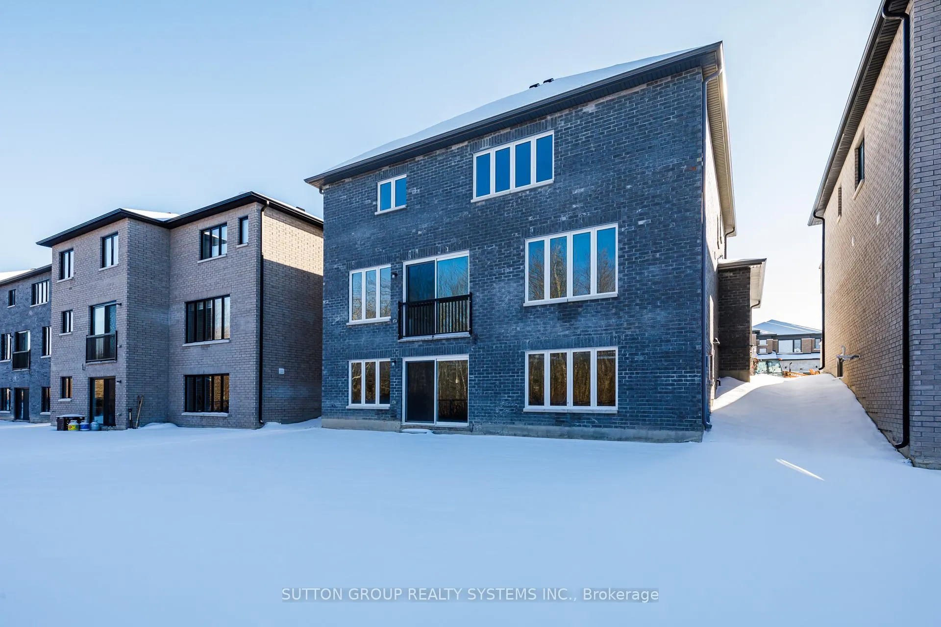Photo 38 of 27 Del Ray Crescent, Wasaga Beach — HOMEH