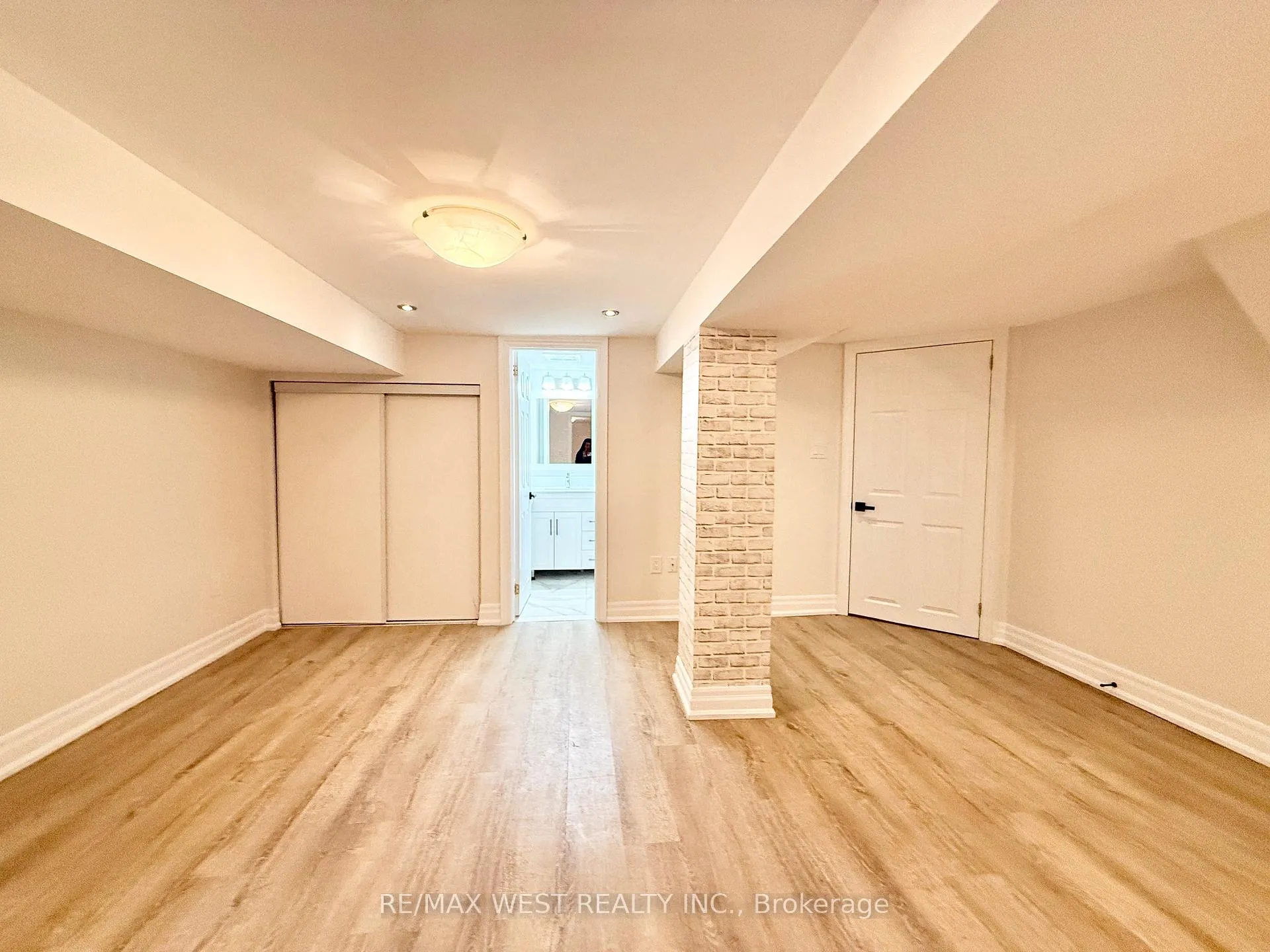 Photo 11 of Unit Lower, 48 Keystone Avenue, Toronto, East End-Danforth — HOMEH