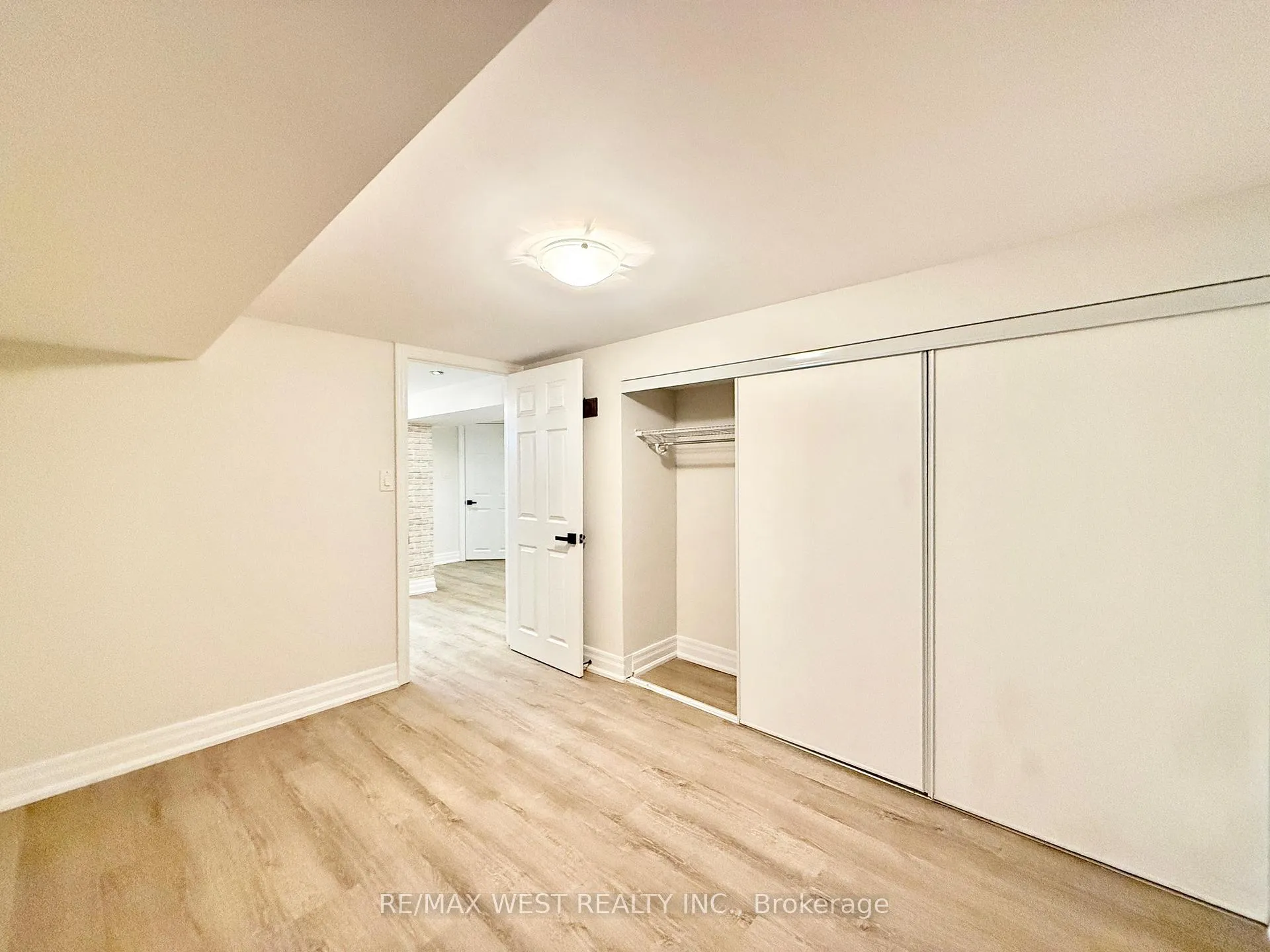 Photo 14 of Unit Lower, 48 Keystone Avenue, Toronto, East End-Danforth — HOMEH