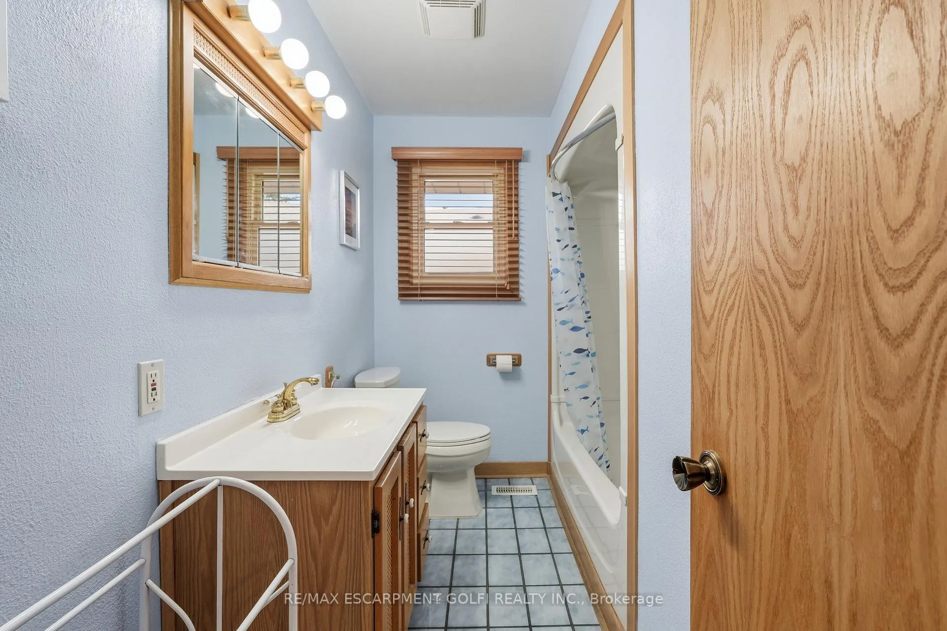 Photo 26 of 4 Tilbury Court, Hamilton, Huntington — HOMEH