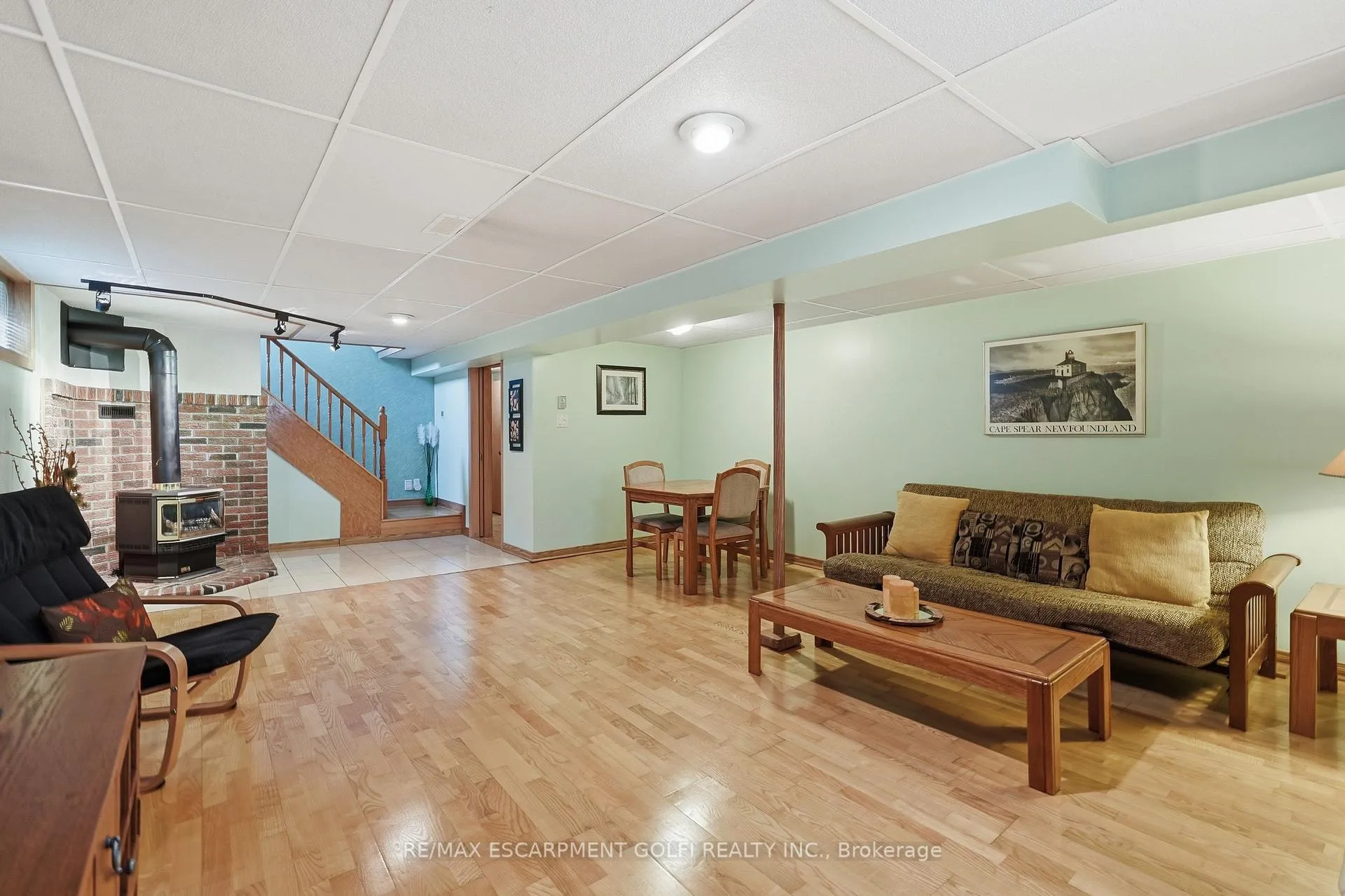 Photo 31 of 4 Tilbury Court, Hamilton, Huntington — HOMEH