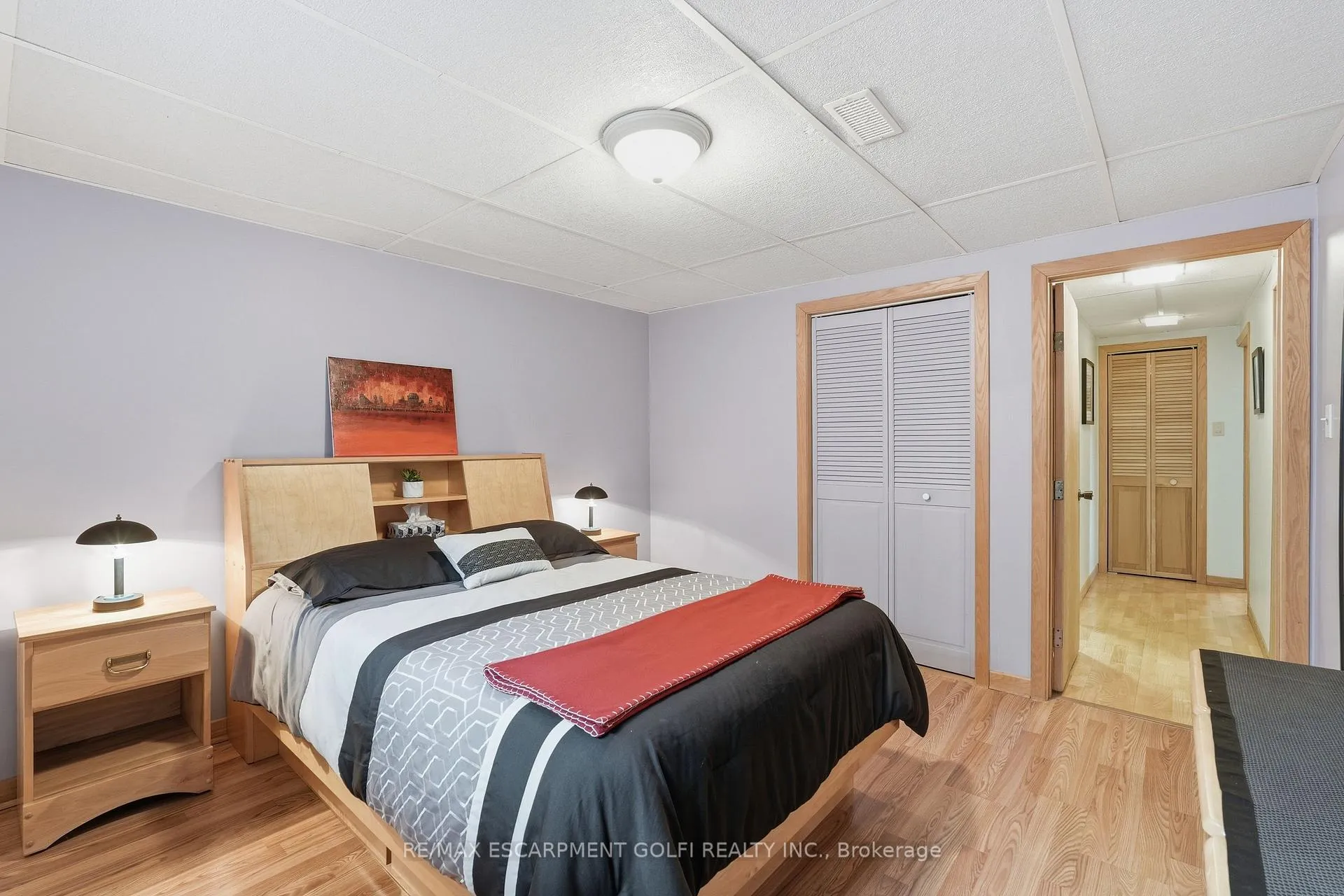 Photo 33 of 4 Tilbury Court, Hamilton, Huntington — HOMEH