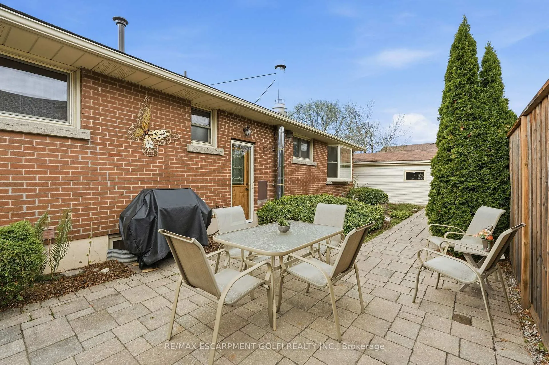 Photo 37 of 4 Tilbury Court, Hamilton, Huntington — HOMEH