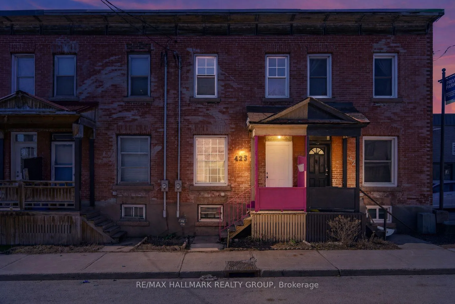 Front of 423 Arlington Avenue