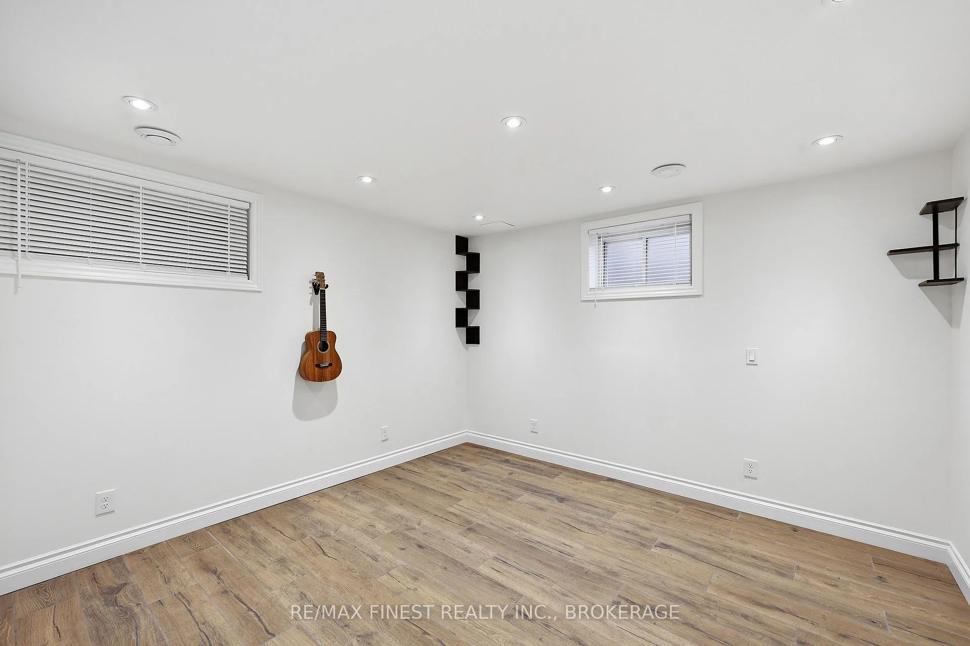 Photo 41 of 50 Bayshore Drive, Loyalist, Bath — HOMEH