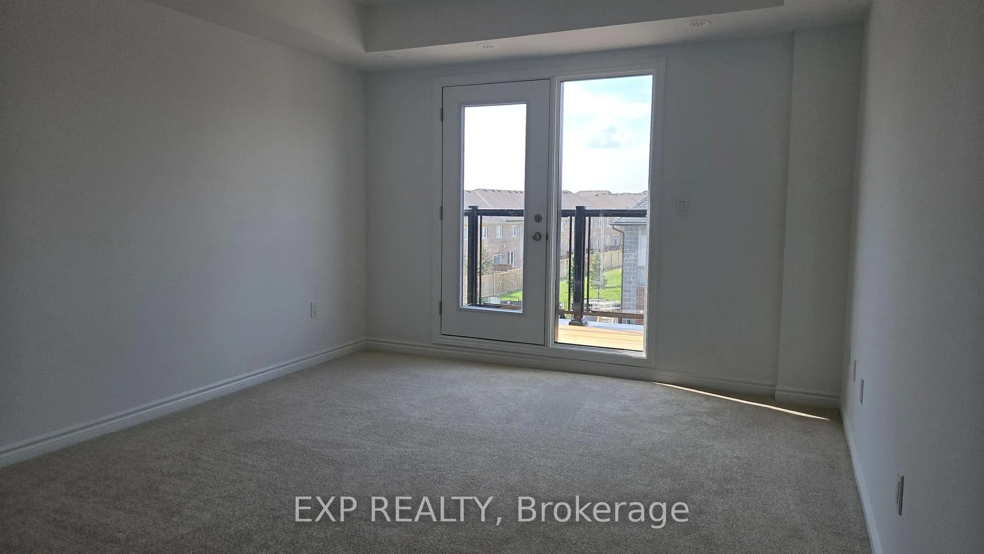 Photo 7 of Unit 3, 429 Dougall Avenue W, Caledon, Rural Caledon — HOMEH