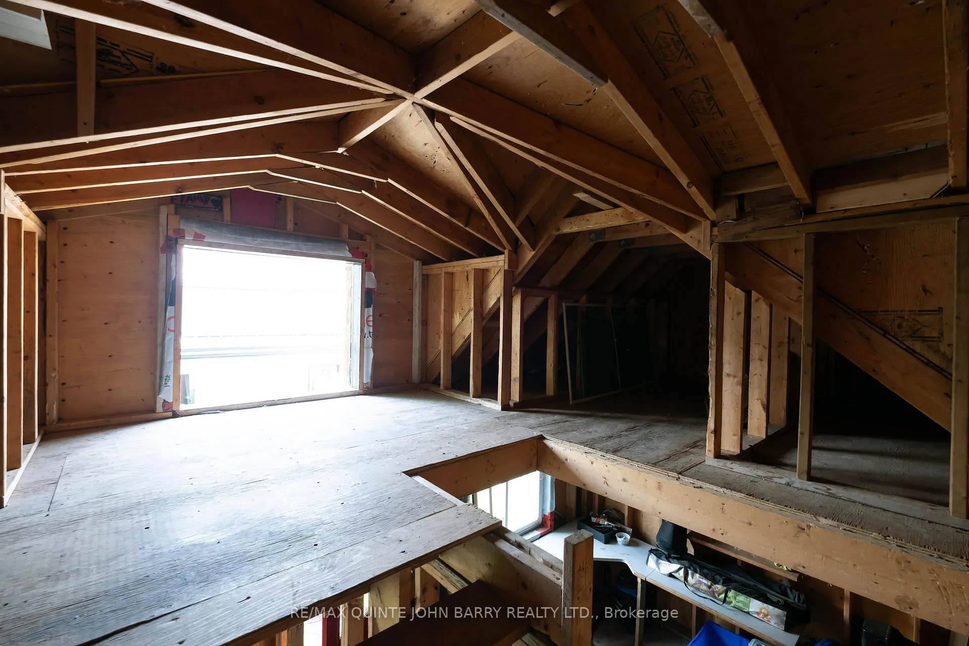 Photo 37 of 17 James Street, Quinte West, Trenton Ward — HOMEH