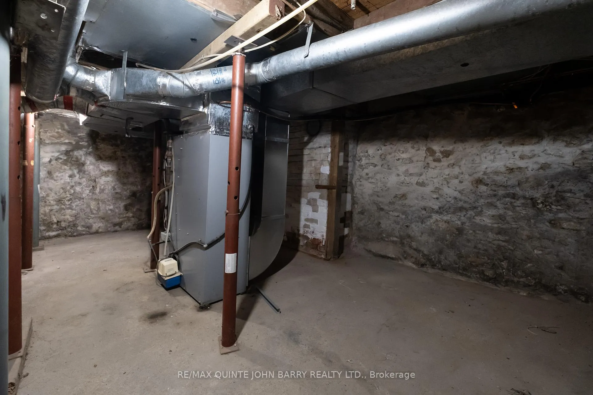 Photo 39 of 17 James Street, Quinte West, Trenton Ward — HOMEH