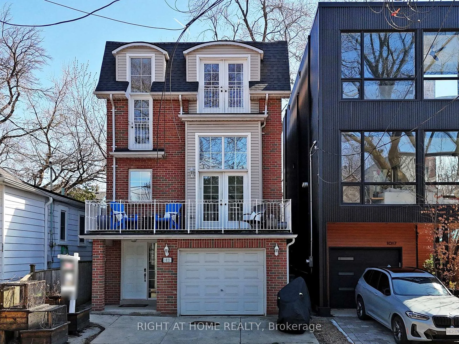 Front of 1021 Craven Road