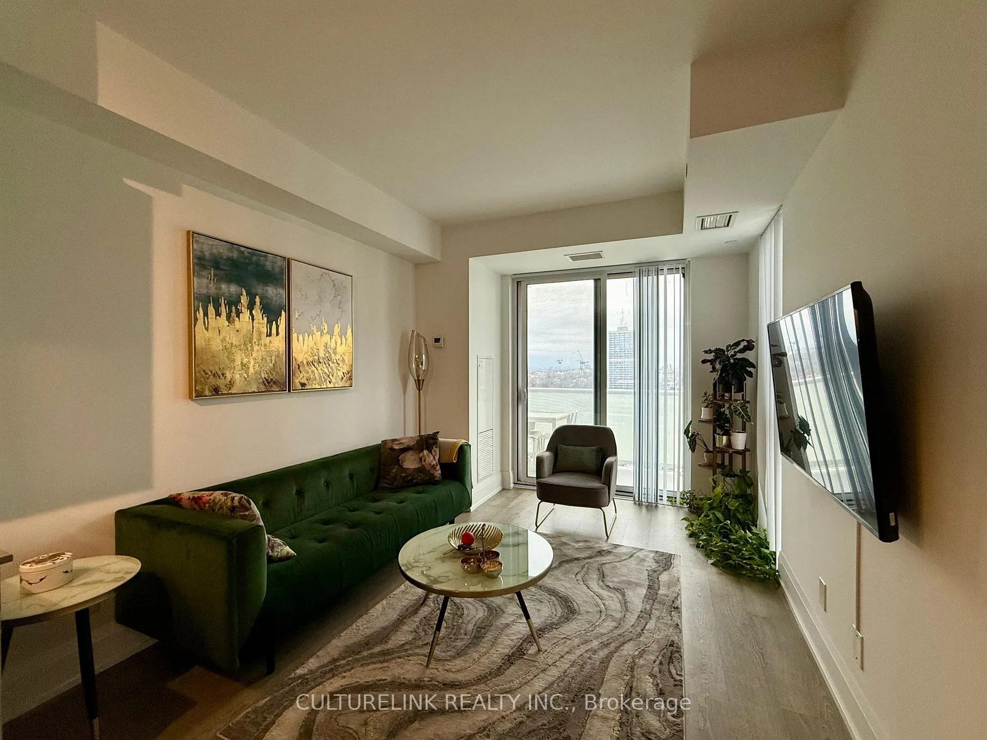 Photo 5 of Unit 1914, 101 Erskine Avenue, Toronto, Mount Pleasant West — HOMEH