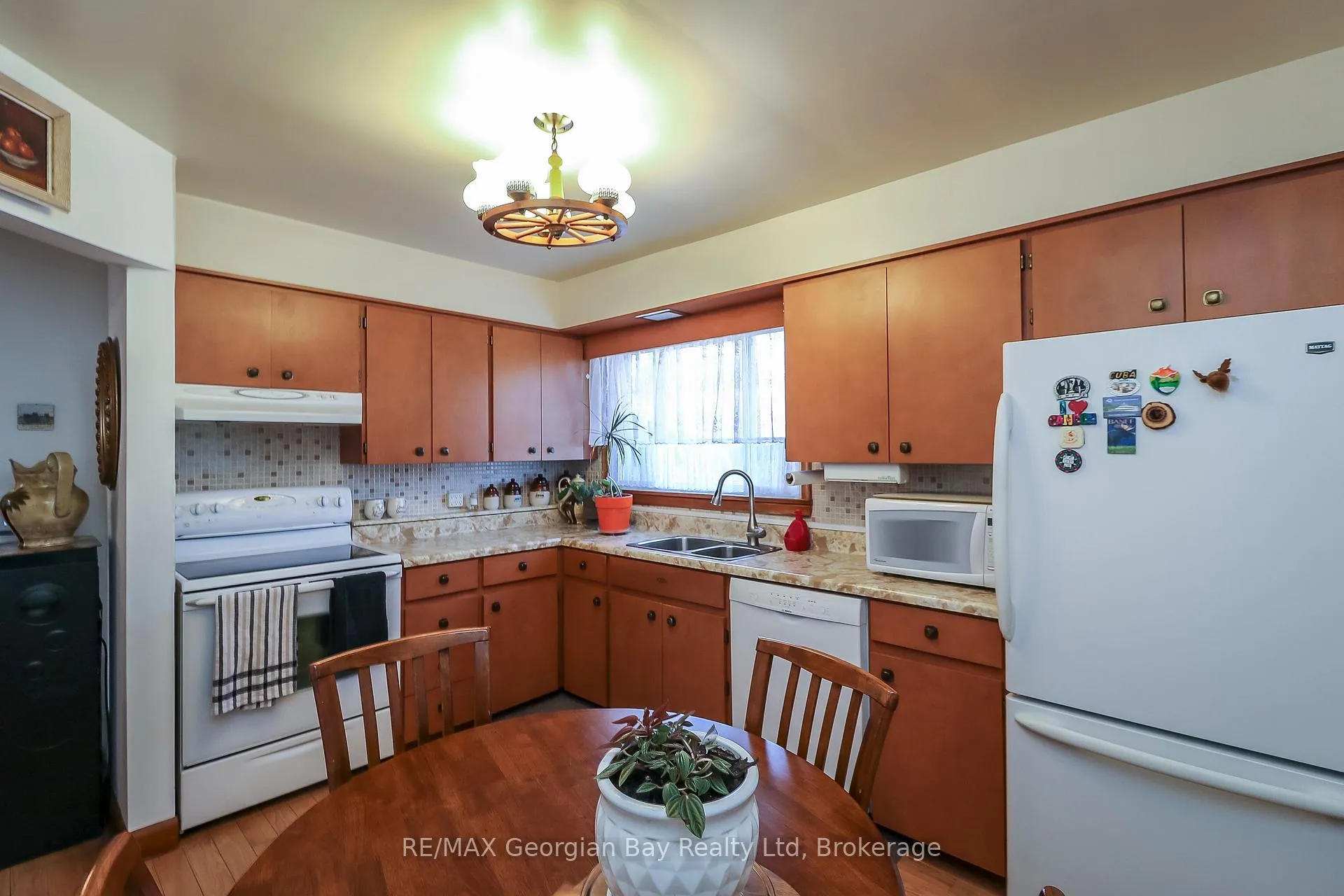 Photo 6 of 287 John Street, Midland — HOMEH