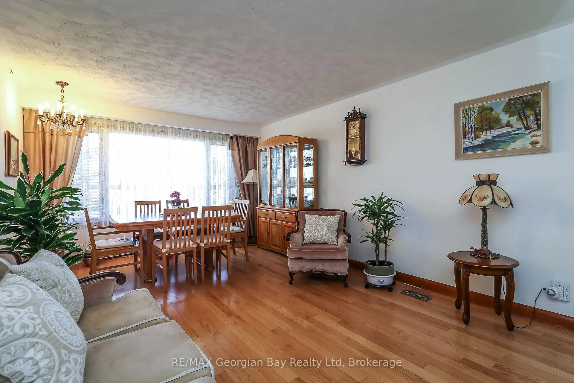 Photo 9 of 287 John Street, Midland — HOMEH