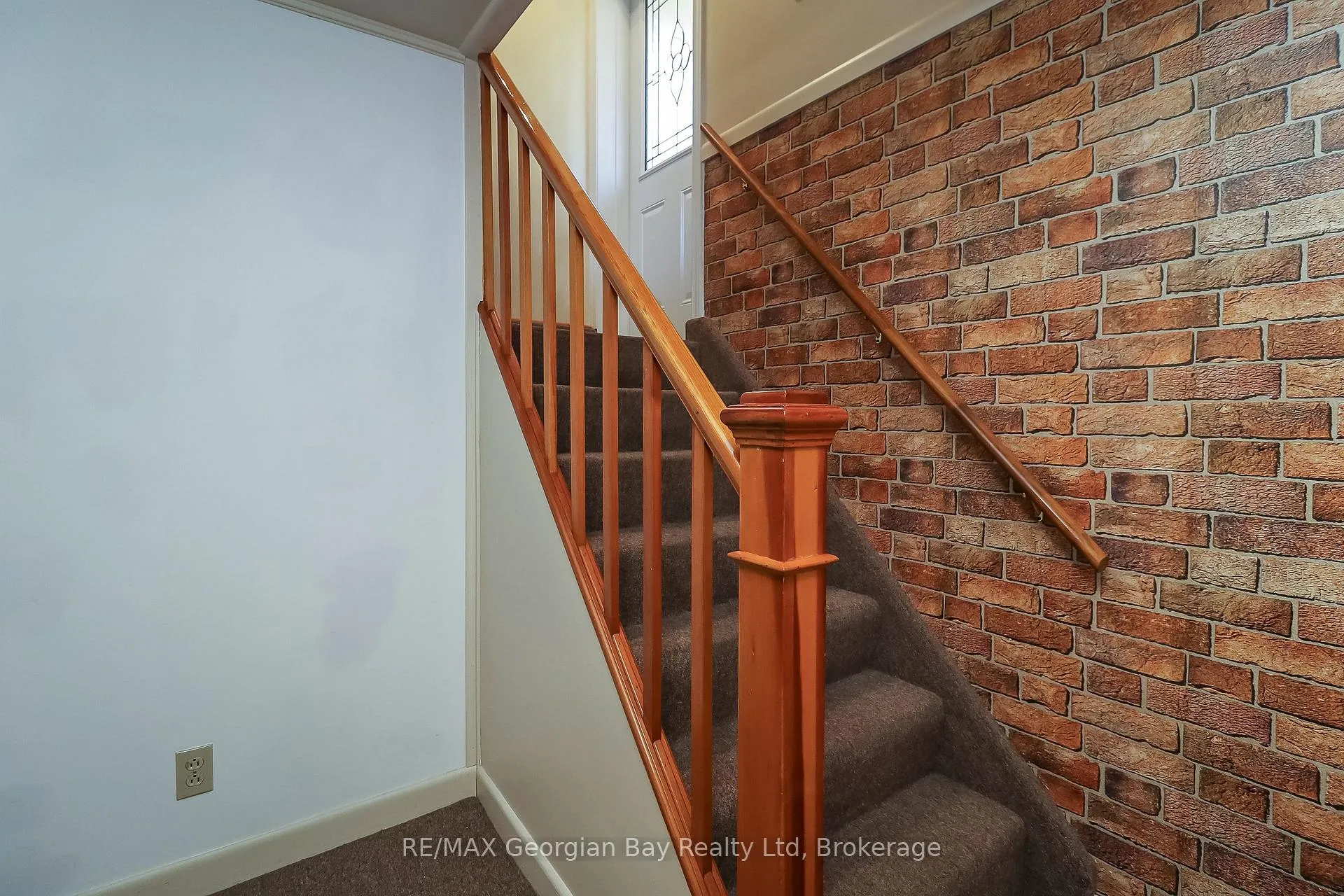 Photo 18 of 287 John Street, Midland — HOMEH