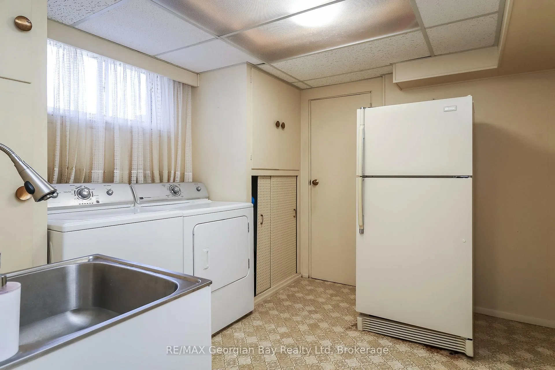 Photo 24 of 287 John Street, Midland — HOMEH