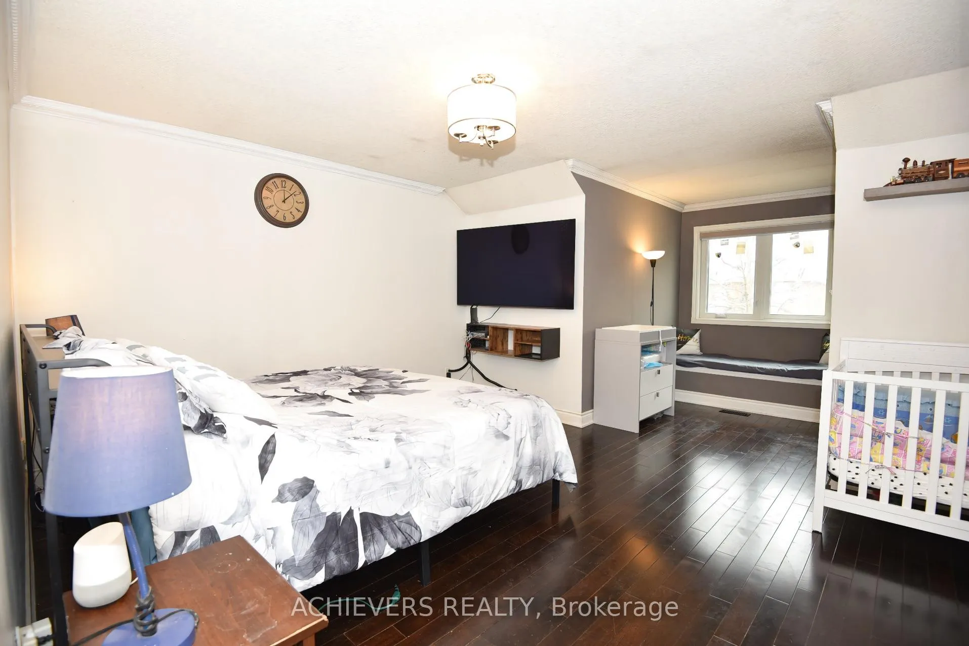 Photo 27 of 77 Thorpe Crescent, Brampton, Fletcher's Meadow — HOMEH