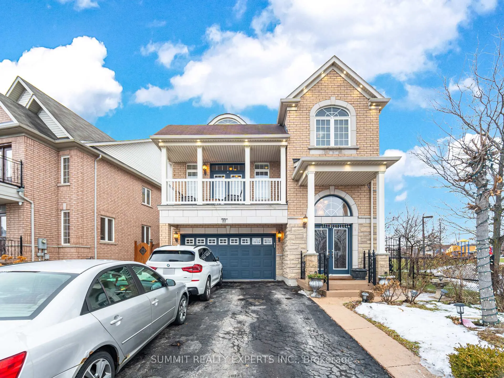 Photo 2 of 22 Baylawn Circle, Brampton, Bram East — HOMEH