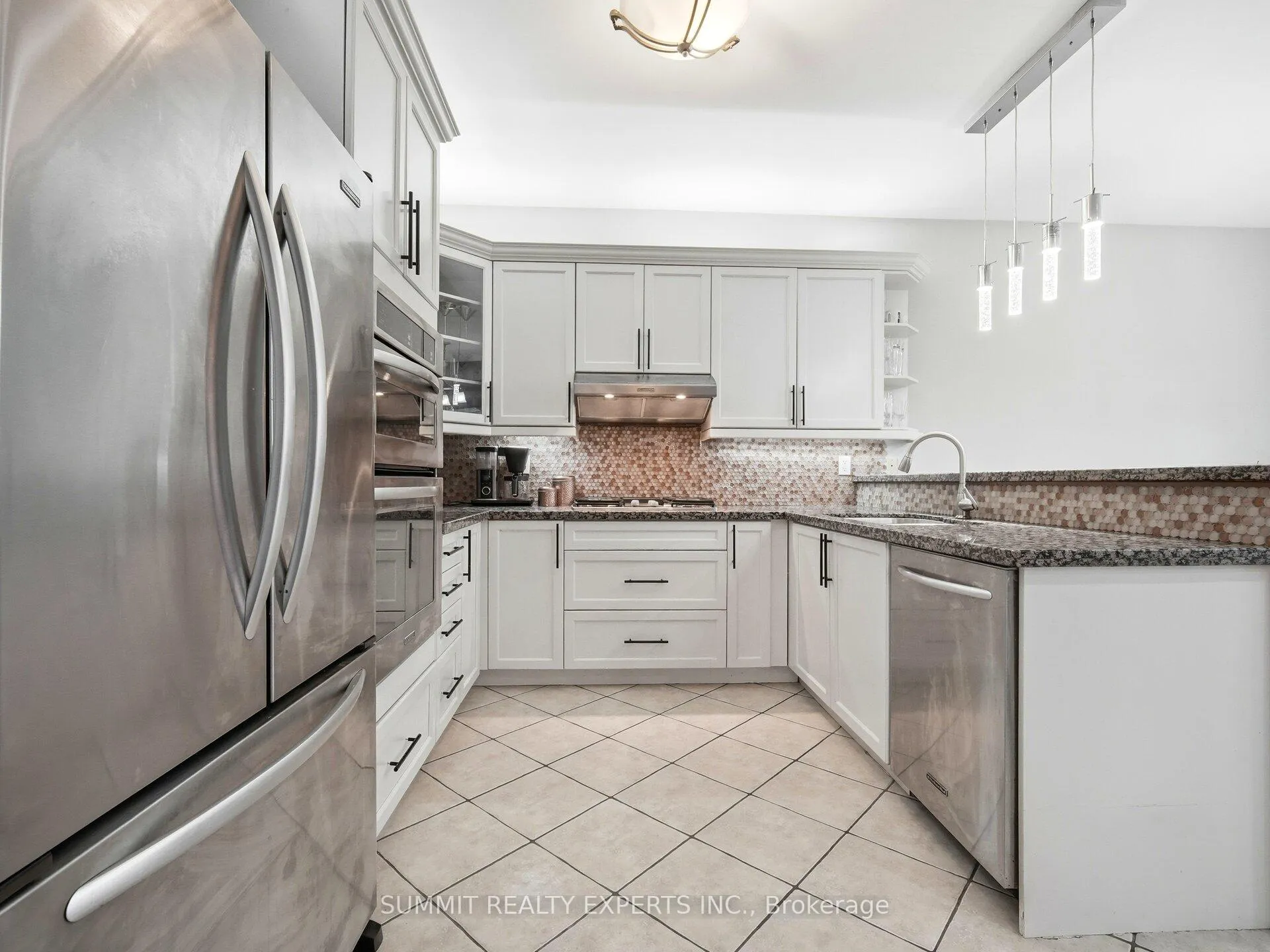 Photo 35 of 22 Baylawn Circle, Brampton, Bram East — HOMEH