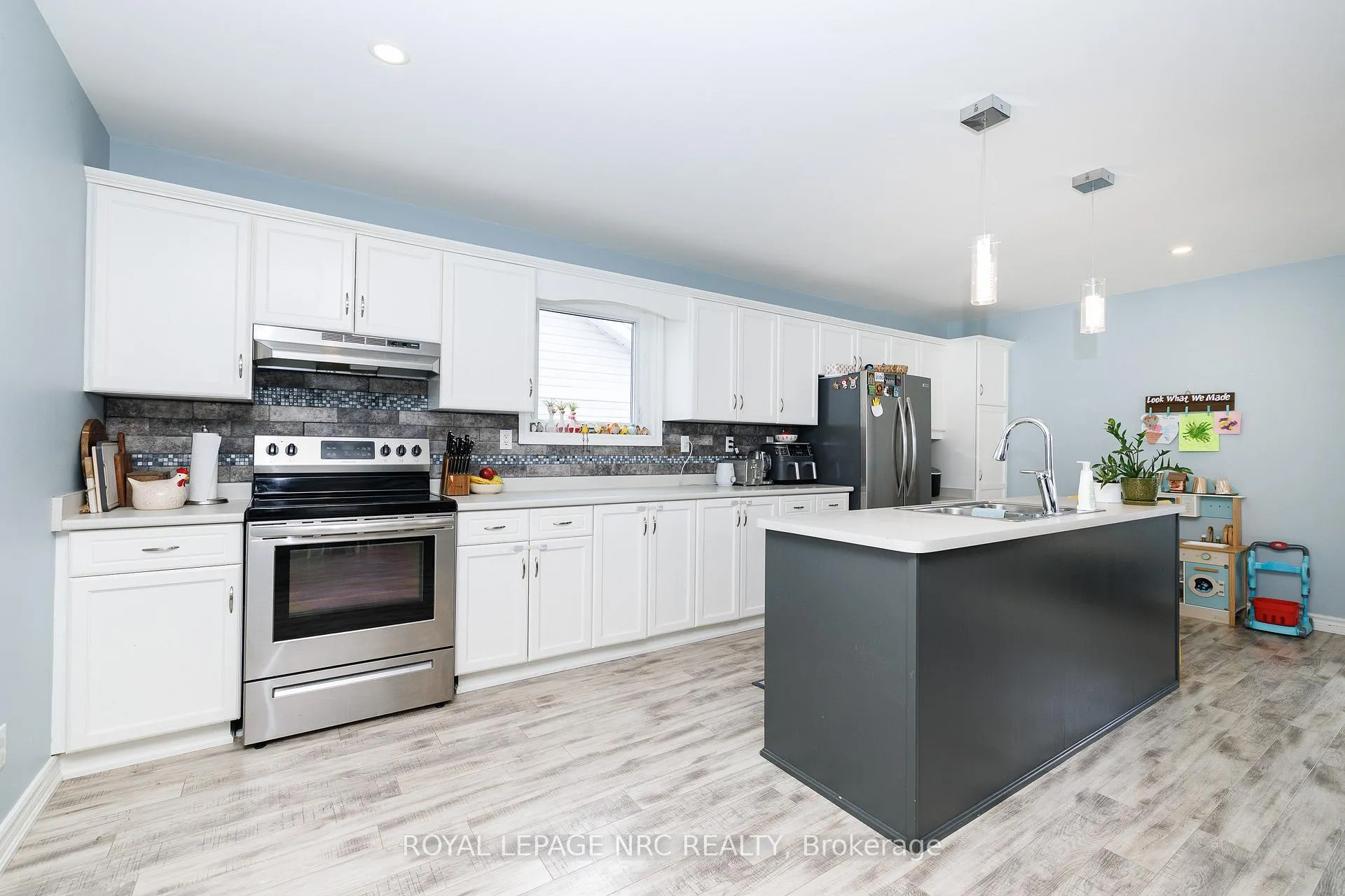 Photo 15 of 109 Calla Terrace, Welland, Prince Charles — HOMEH