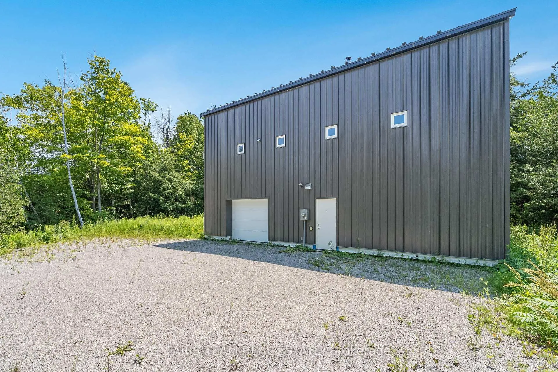 Photo 3 of 2576 Champlain Road, Tiny, Rural Tiny — HOMEH