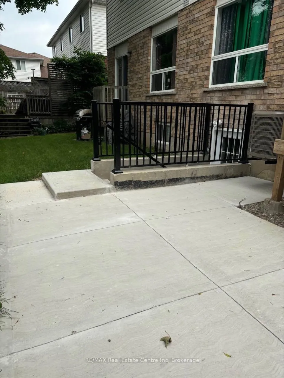 Photo 2 of 36-B Raspberry Lane, Guelph, Grange Road — HOMEH