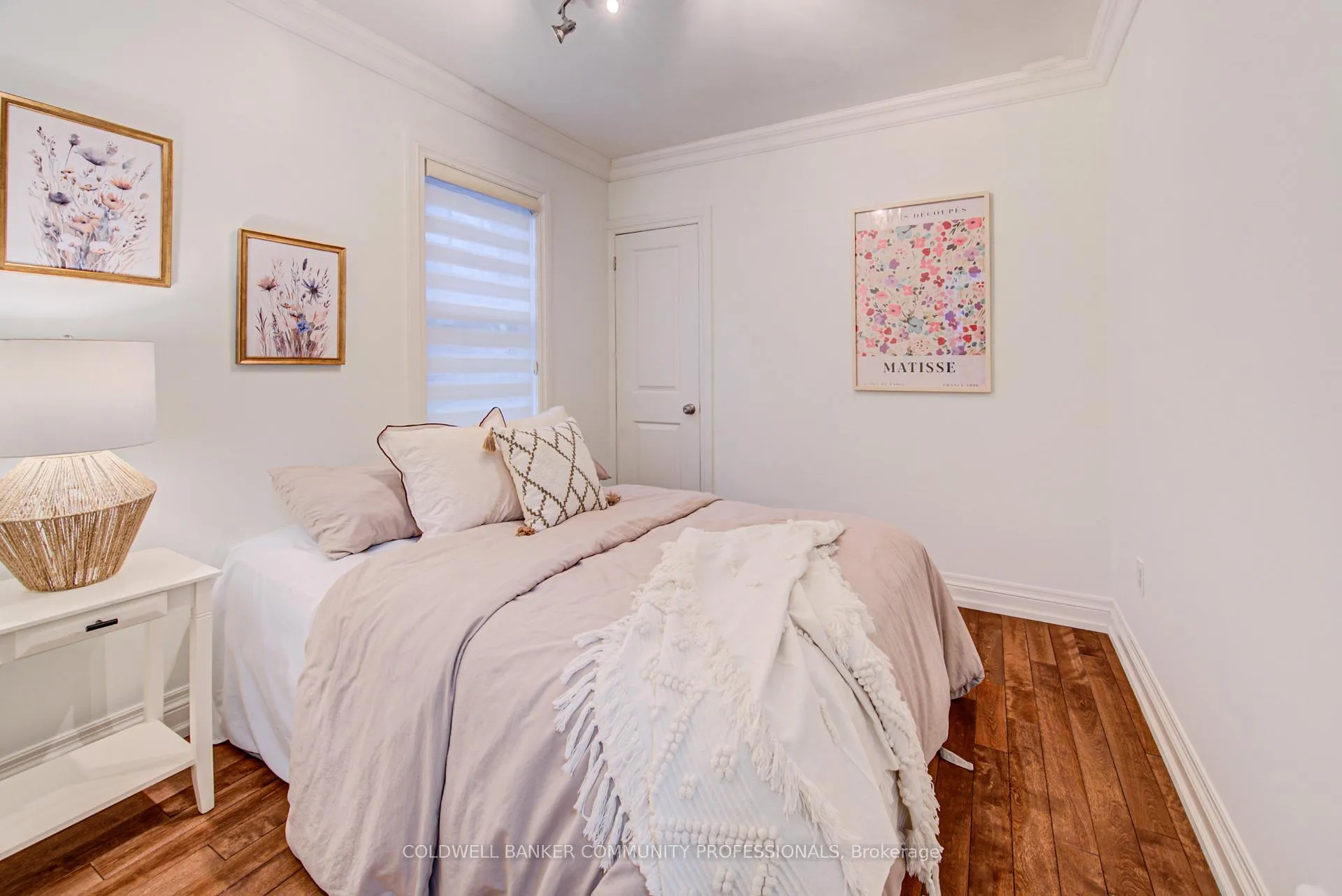 Photo 8 of 166 Bond Street N, Hamilton, Westdale — HOMEH