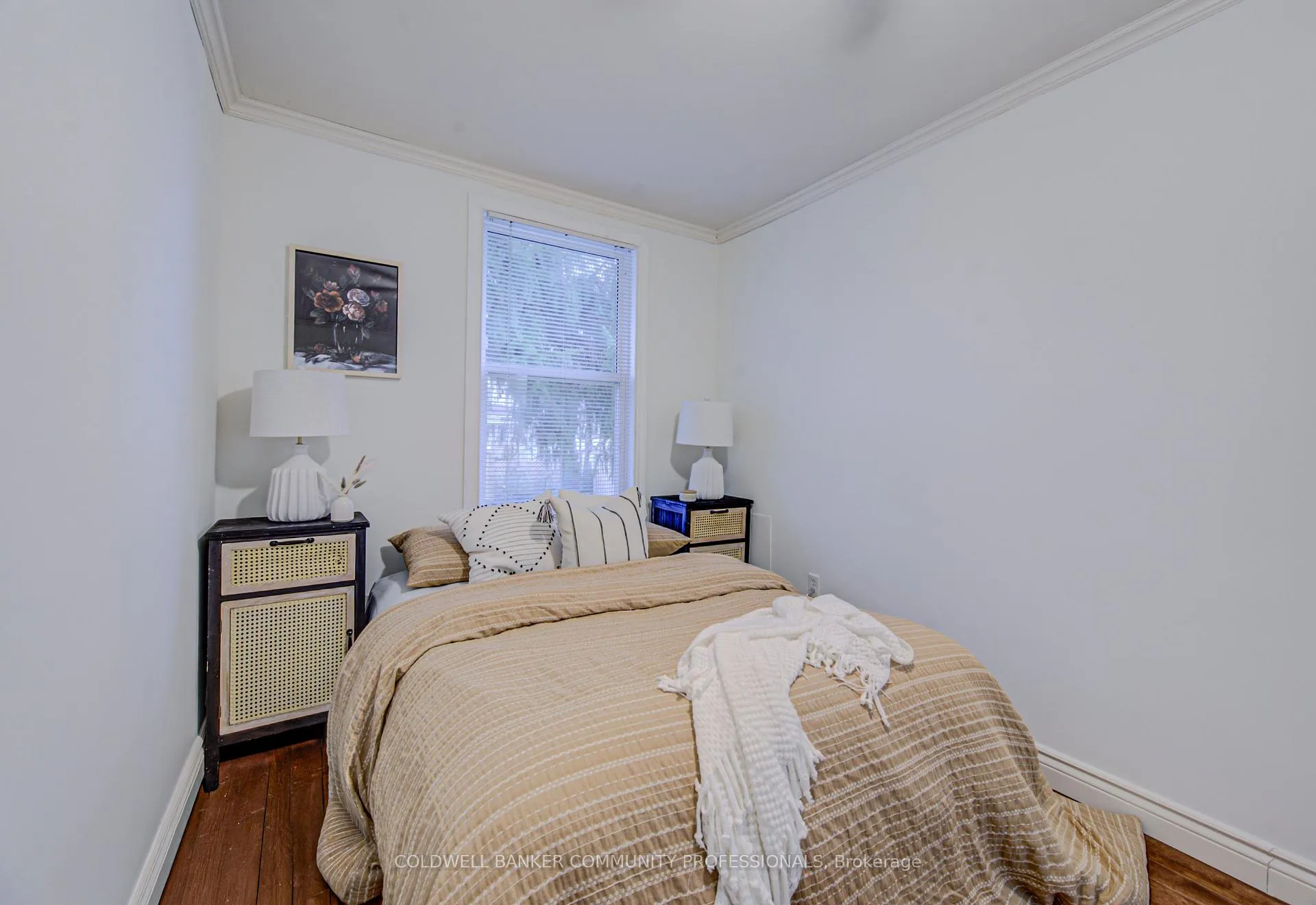 Photo 10 of 166 Bond Street N, Hamilton, Westdale — HOMEH
