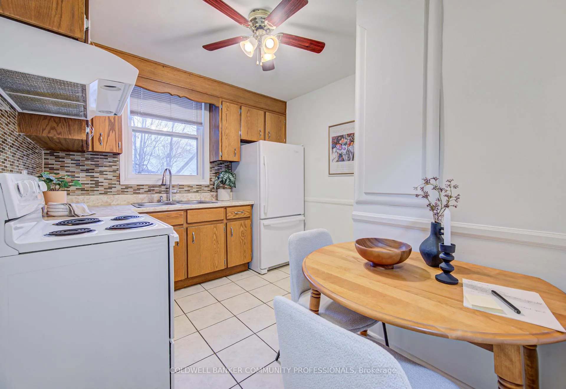 Photo 11 of 166 Bond Street N, Hamilton, Westdale — HOMEH
