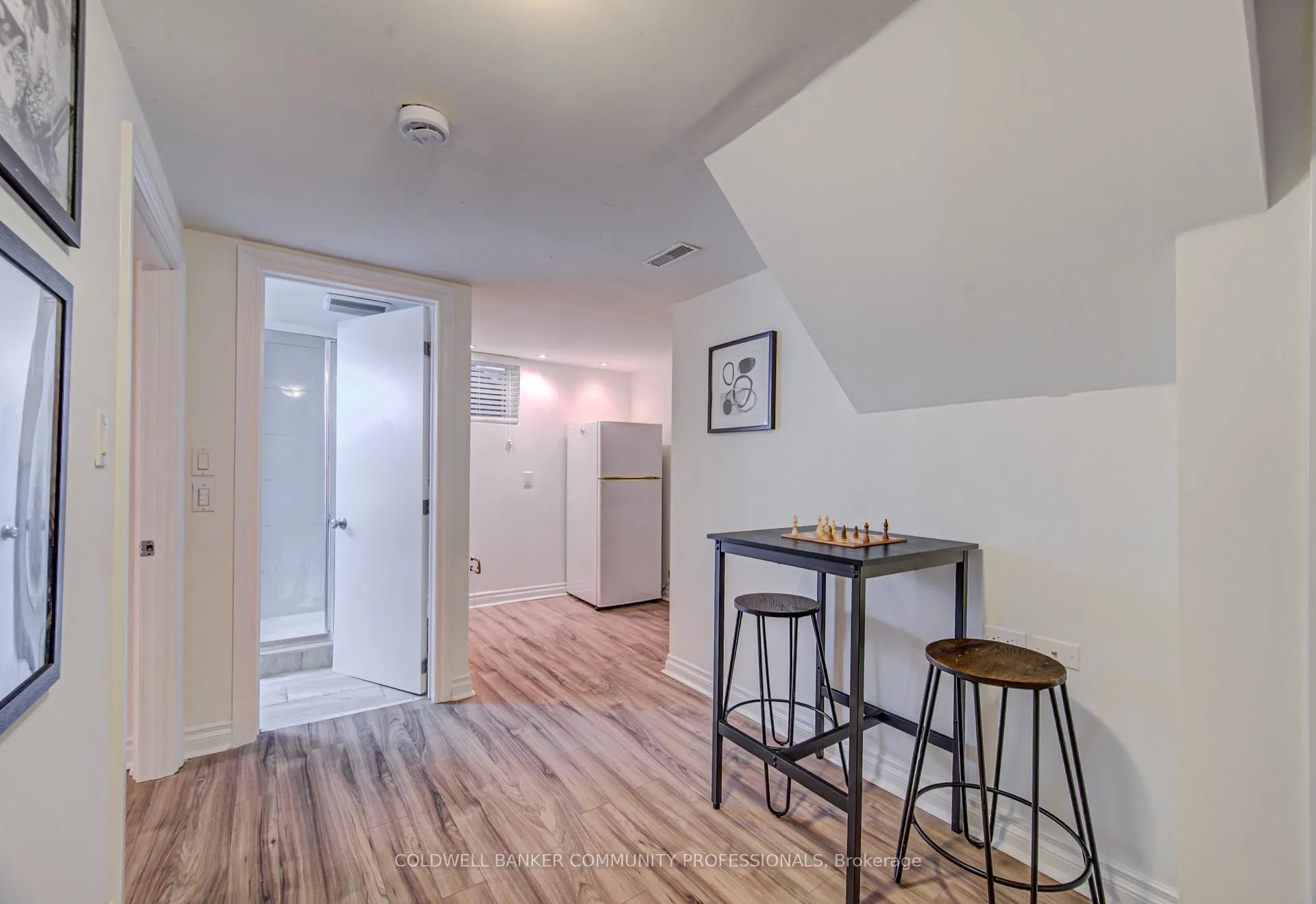 Photo 20 of 166 Bond Street N, Hamilton, Westdale — HOMEH