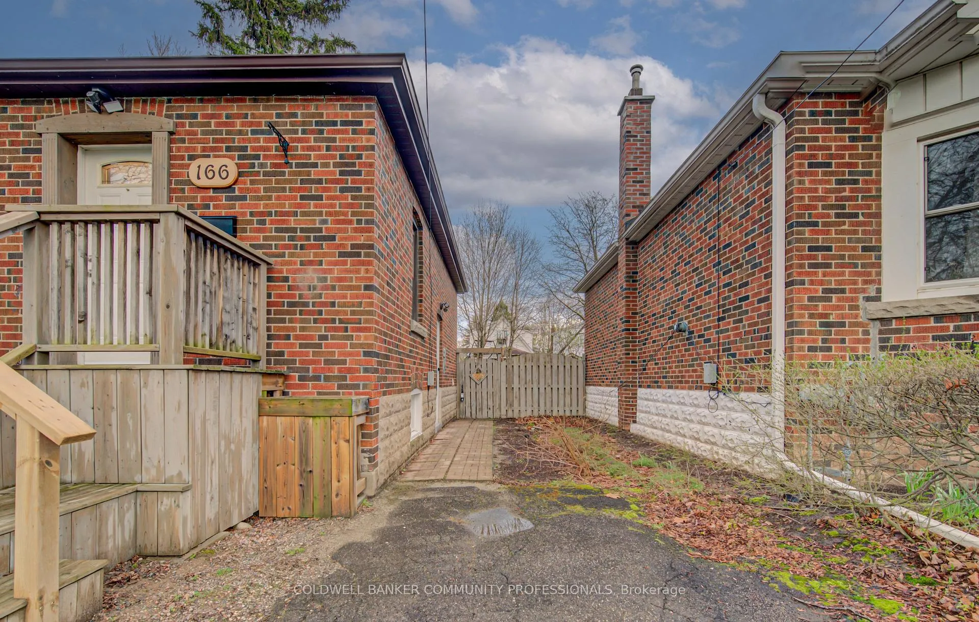 Photo 29 of 166 Bond Street N, Hamilton, Westdale — HOMEH