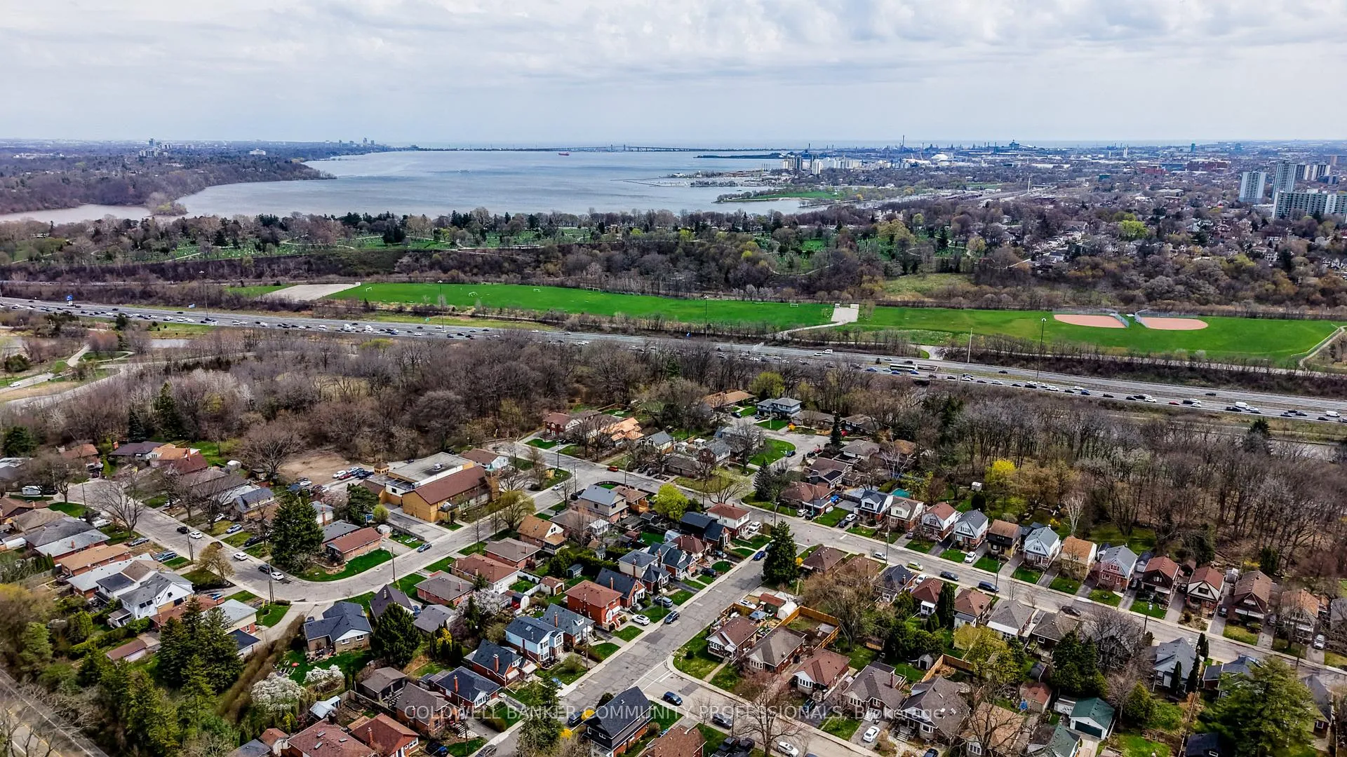 Photo 40 of 166 Bond Street N, Hamilton, Westdale — HOMEH