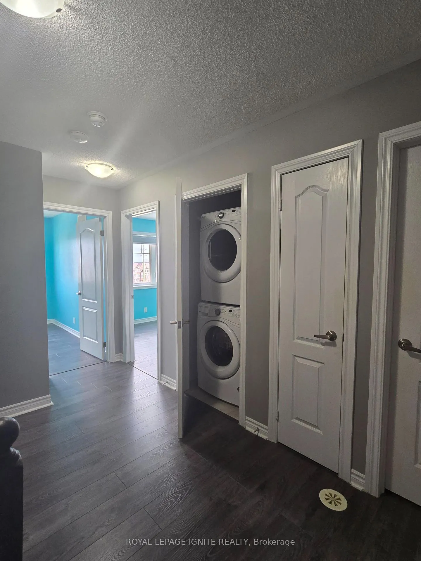 Photo 7 of 51 Great Gabe Crescent, Oshawa, Windfields — HOMEH