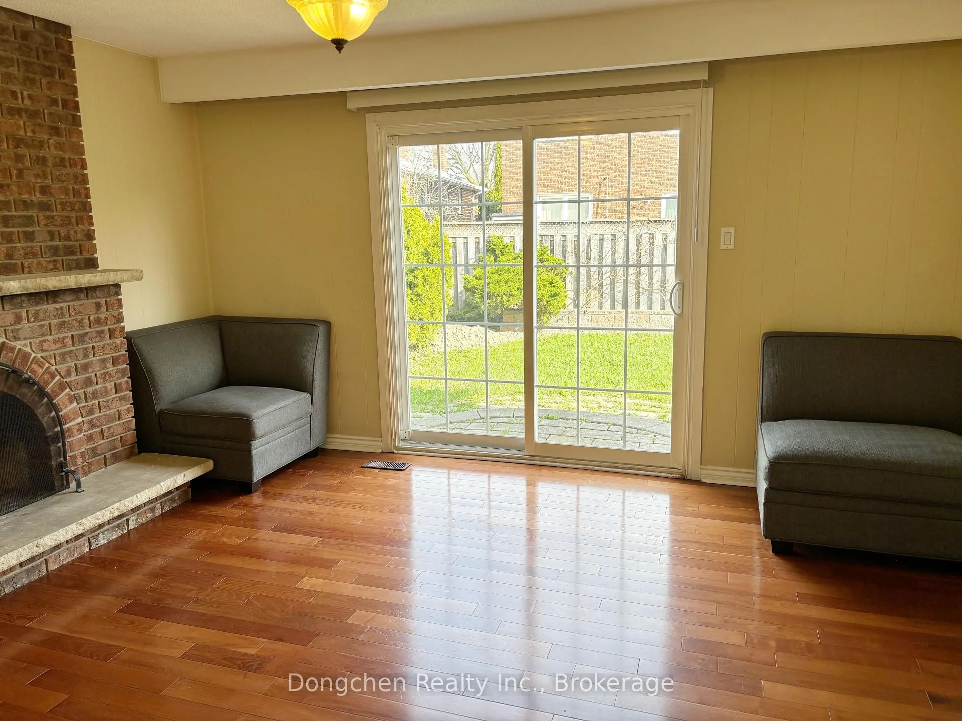 Photo 6 of 6 Simsbury Court, Markham, Milliken Mills West — HOMEH