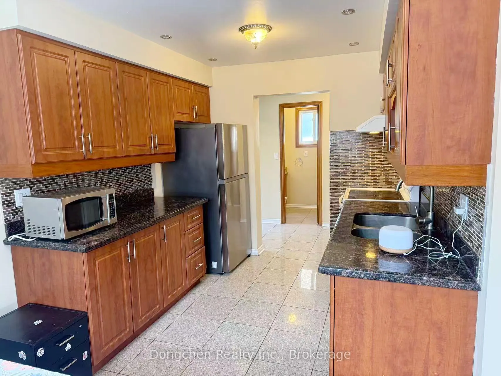 Photo 8 of 6 Simsbury Court, Markham, Milliken Mills West — HOMEH