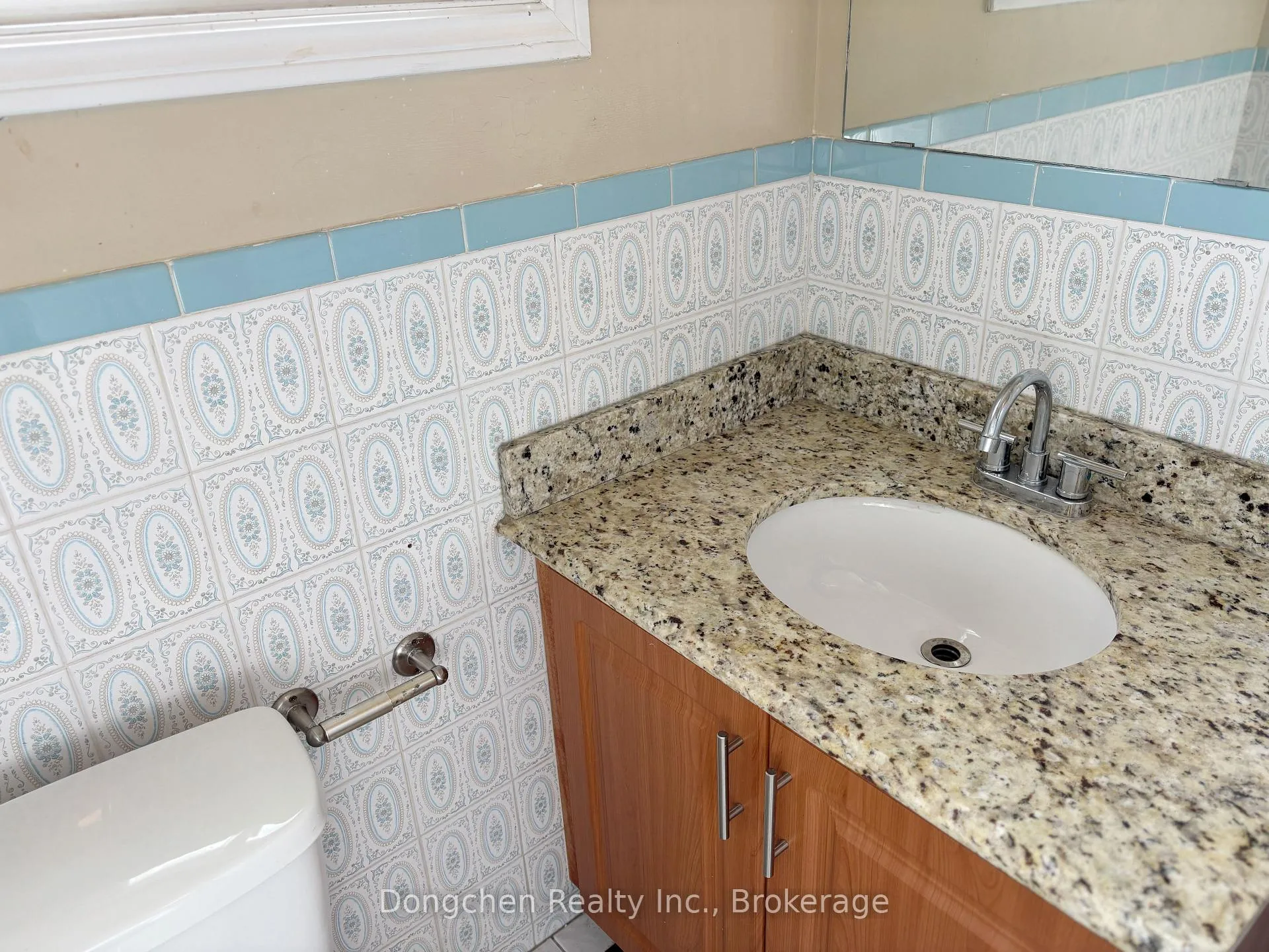 Photo 22 of 6 Simsbury Court, Markham, Milliken Mills West — HOMEH