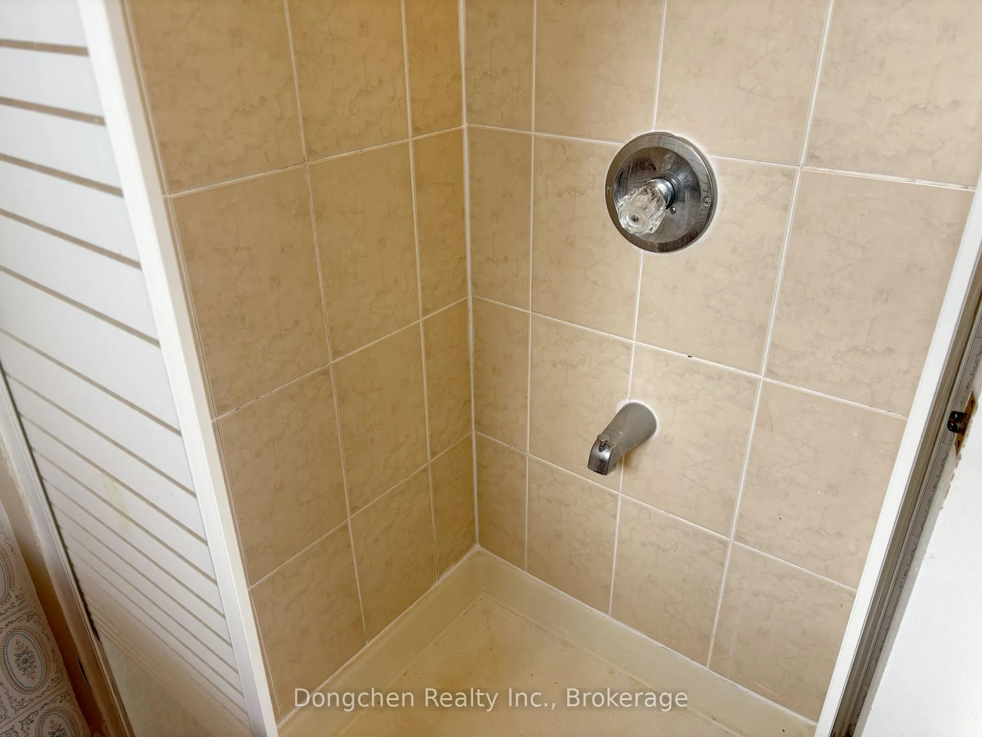 Photo 24 of 6 Simsbury Court, Markham, Milliken Mills West — HOMEH